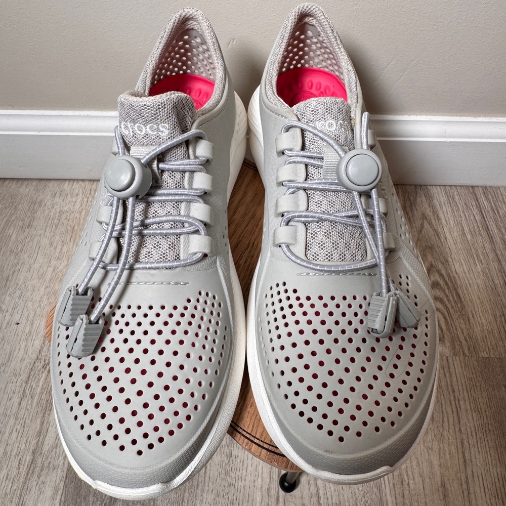 Crocs LiteRide Pacer Women’s Size 6 | Gray | Lightweight Comfort Sneakers - Picture 7 of 7